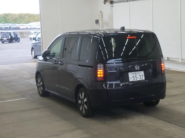 Honda FREED — фото 2
