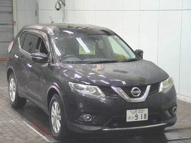 Nissan X-TRAIL