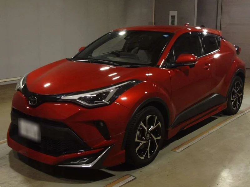 Toyota C-HR — фото 1
