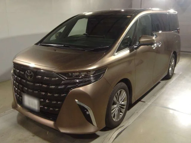 Toyota ALPHARD — фото 1