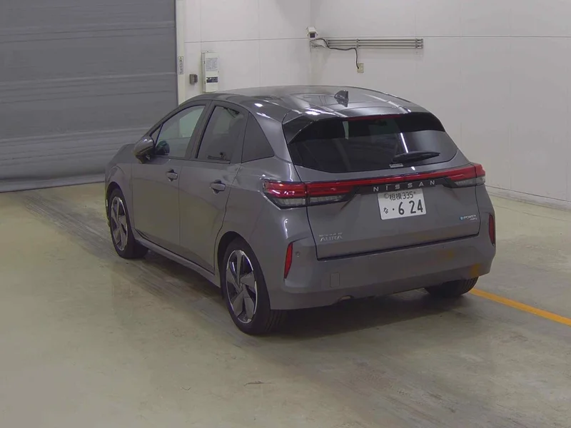 Nissan AURA — фото 2