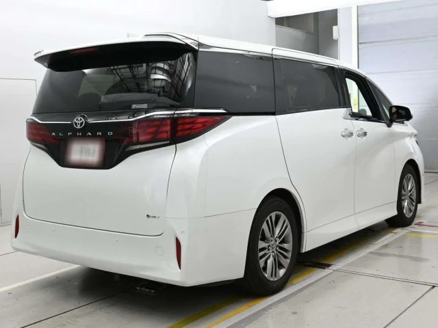 Toyota ALPHARD — фото 2