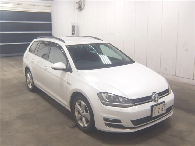 Volkswagen GOLF VARIANT
