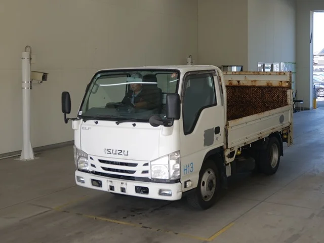 Isuzu ELF — фото 1