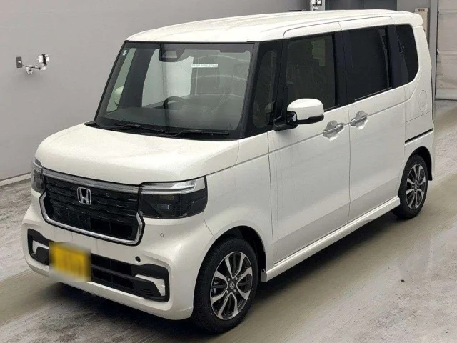 Honda N BOX — фото 1