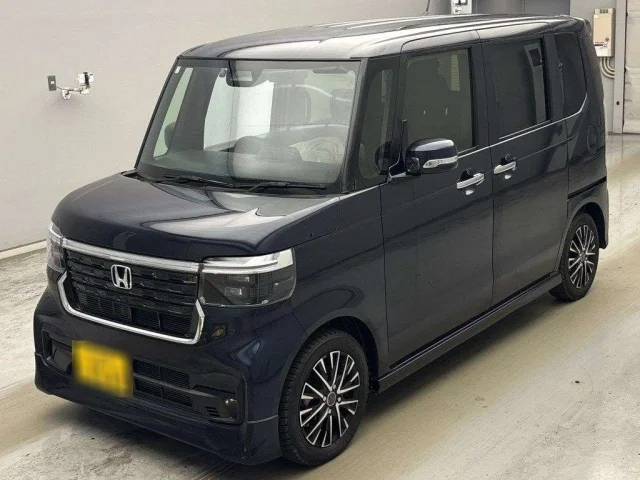 Honda N BOX — фото 1