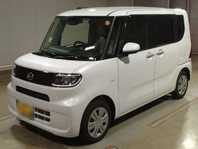 Daihatsu TANTO — фото 1