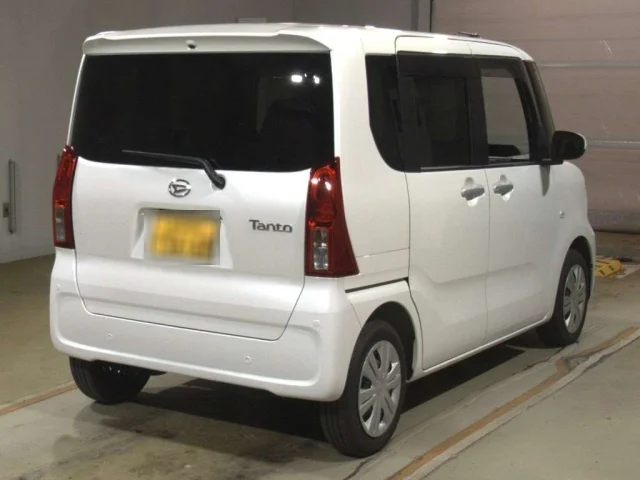 Daihatsu TANTO — фото 2