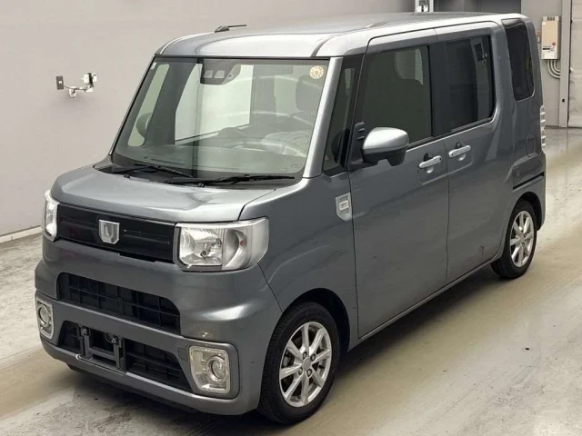 Daihatsu WAKE — фото 1