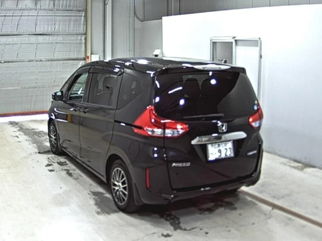 Honda FREED — фото 2