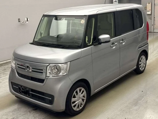 Honda N BOX — фото 1