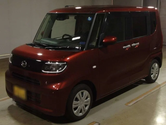 Daihatsu TANTO — фото 1