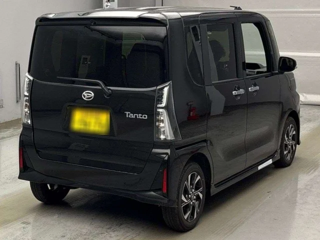Daihatsu TANTO — фото 2