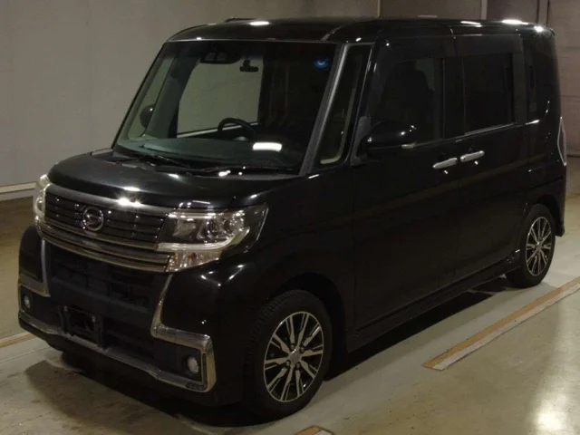 Daihatsu TANTO — фото 1
