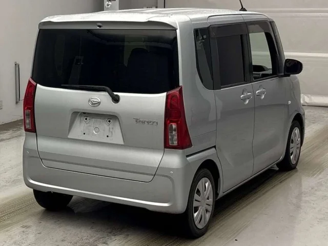 Daihatsu TANTO — фото 2