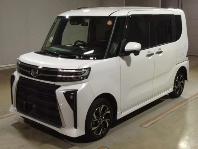 Daihatsu TANTO — фото 1