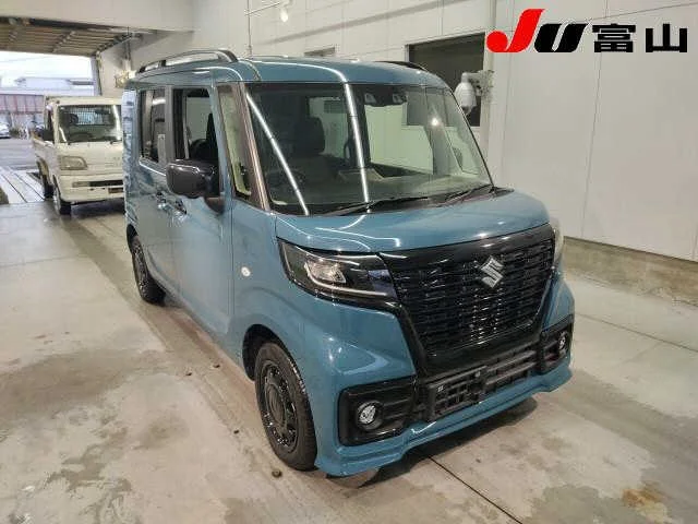 Suzuki SPACIA BASE