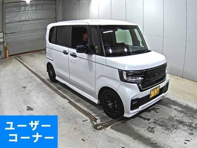 Honda N BOX — фото 1