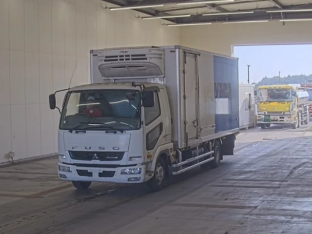 Mitsubishi FUSO FIGHTER — фото 1