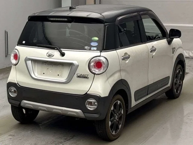 Daihatsu CAST — фото 2