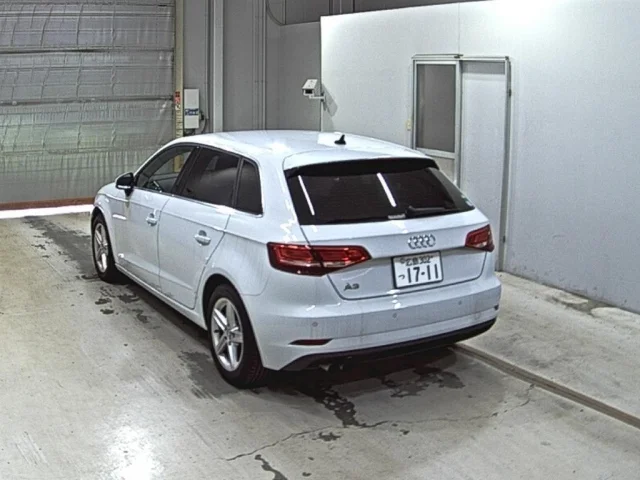 Audi A3 — фото 2