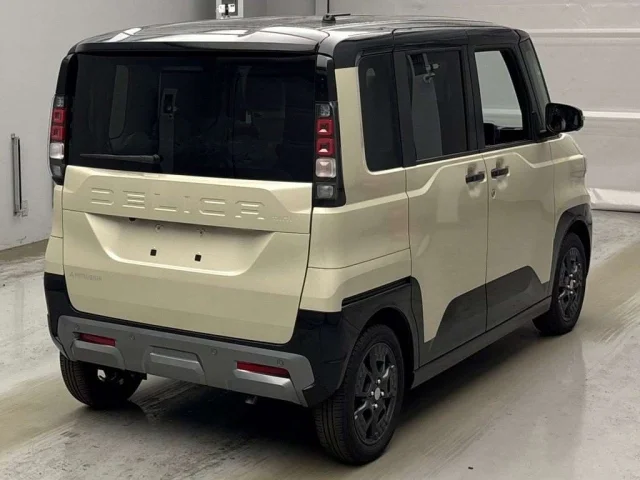 Mitsubishi DELICA MINI — фото 2
