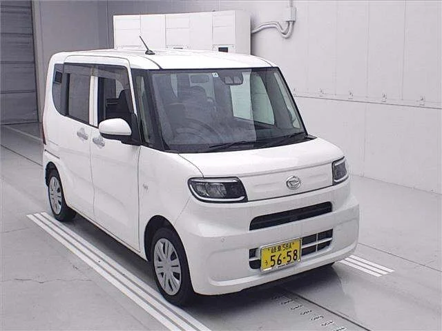 Daihatsu TANTO — фото 1