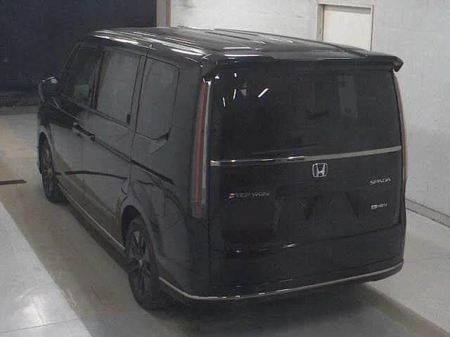 Honda STEP WAGON — фото 2