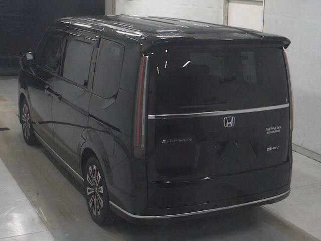 Honda STEP WAGON — фото 2