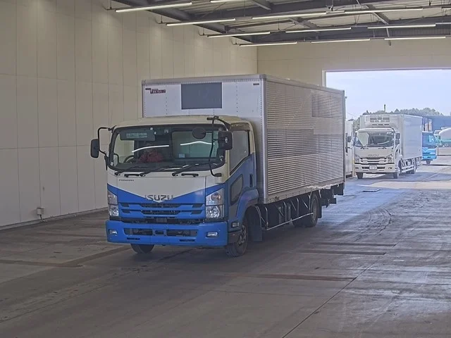 Isuzu FORWARD — фото 1