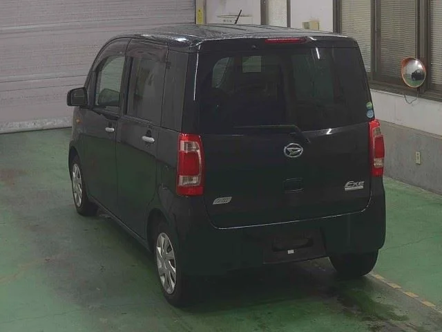 Daihatsu TANTO EXE — фото 2