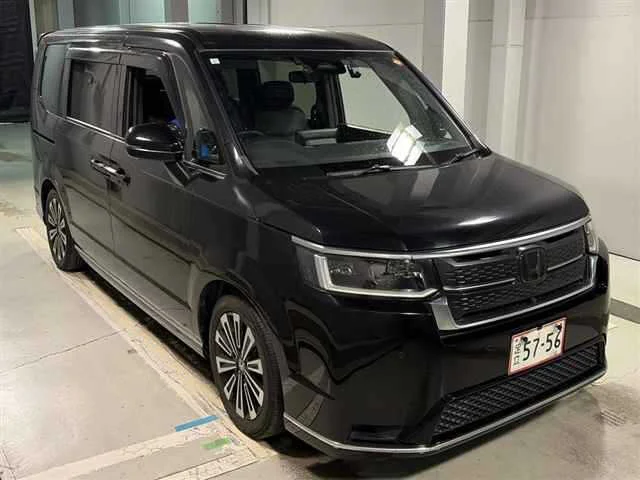 Honda STEP WAGON — фото 1