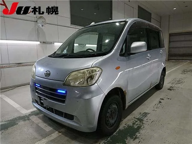 Daihatsu TANTO EXE — фото 1