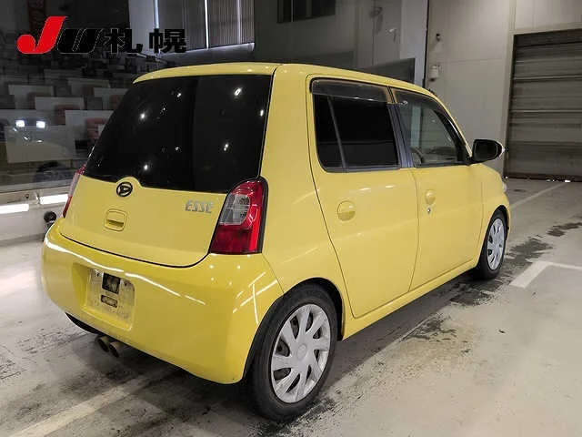 Daihatsu ESSE — фото 2