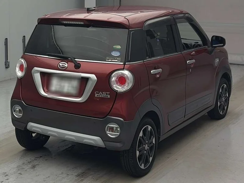 Daihatsu CAST — фото 2