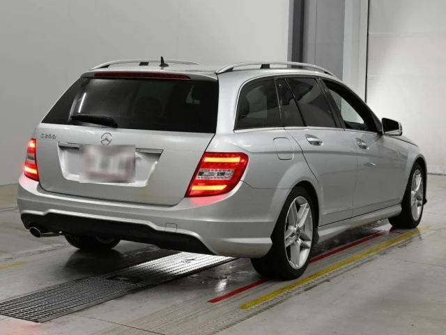 Mercedes-Benz C CLASS WAGON — фото 2