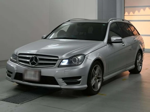 Mercedes-Benz C CLASS WAGON — фото 1