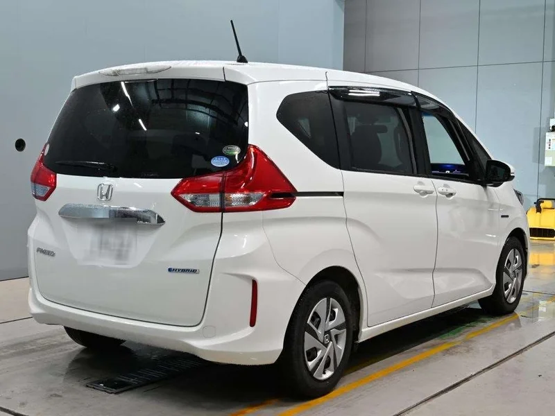Honda FREED HYBRID — фото 2