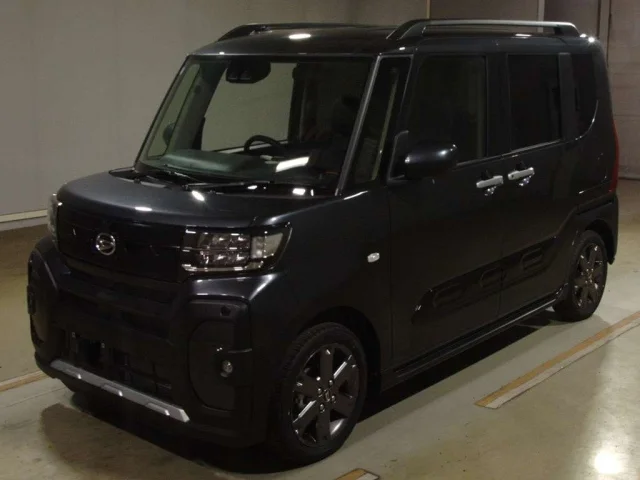 Daihatsu TANTO — фото 1