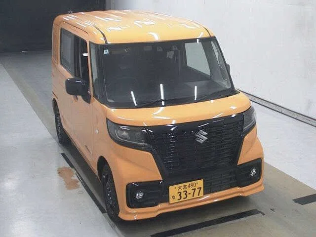 Suzuki SPACIA BASE