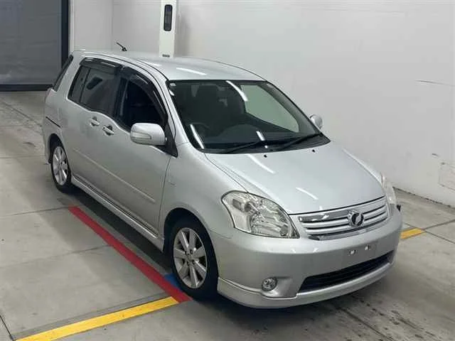 Toyota RAUM