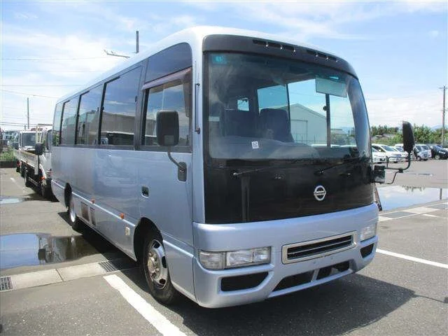 Nissan CIVILIAN — фото 1