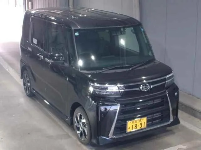 Daihatsu TANTO — фото 1