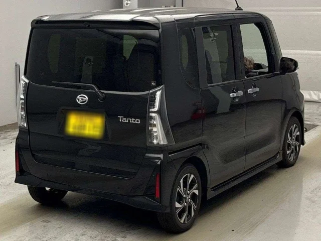 Daihatsu TANTO — фото 2