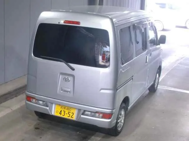 Daihatsu HIJET VAN — фото 2