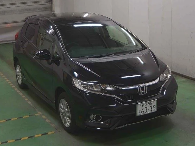 Honda FIT — фото 1