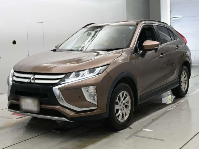 Mitsubishi ECLIPSE CROSS — фото 1