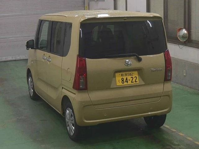 Daihatsu TANTO — фото 2