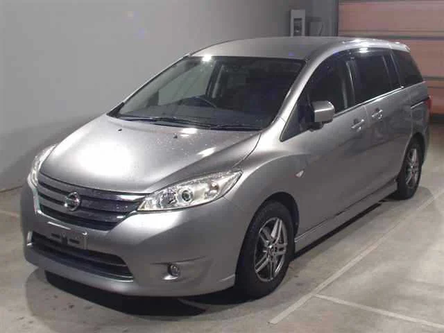 Nissan LAFESTA