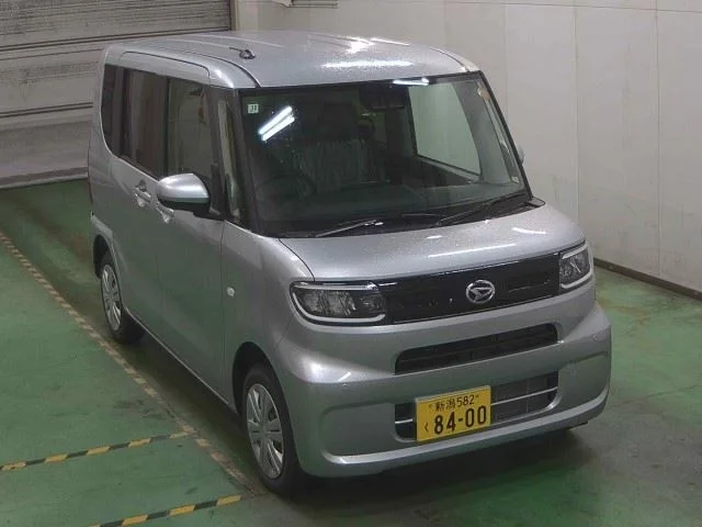 Daihatsu TANTO — фото 1
